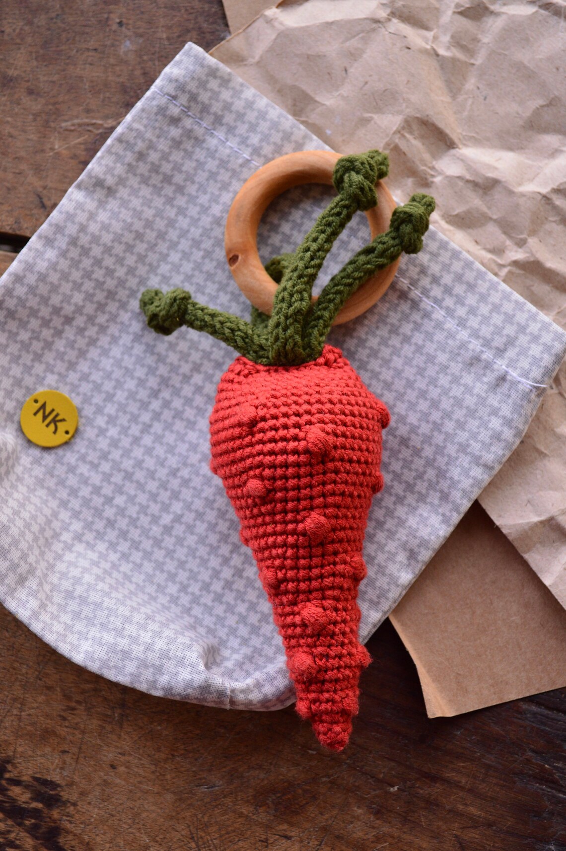 Carotte bébé hochet Bébé douche cadeau Crochet jouet | Etsy
