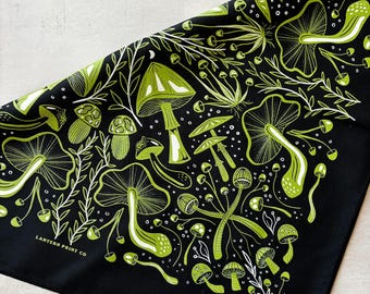 Midnight Mushroom Bandana | Altar cloth | GREEN | Witchy Decor
