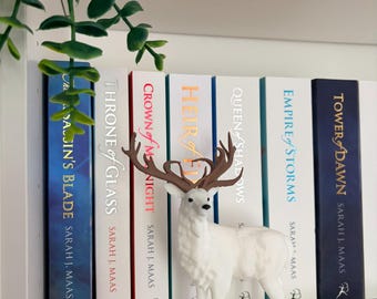 White Stag Fantasy Bookshelf Decor | 3D Printed Magical Deer | Bookish Shelf Decoration | Reading Nook Decor | Fantasy Reader Gift