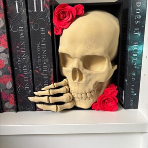 Skull & Roses Book Nook 3D Printed Dark Romance Gothic Bookish Bookshelf Decor Dessert tan