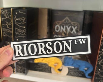 Bookish Shelf Nameplates | Fourth Wing Inspired Violet Sorrengail & Xaden Riorson Signs | Fantasy Bookshelf Decor