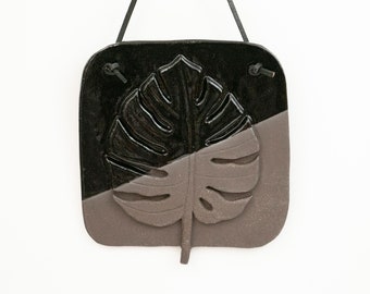 Monstera Leaf Wall Plaque - Chocolate