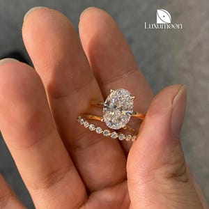 2.0 Carat IGI Certified E VVS2 Oval Lab Grown Diamond Hidden Halo Engagement Ring Set, Matching Round Diamonds Wedding Band, 14k Yellow Gold