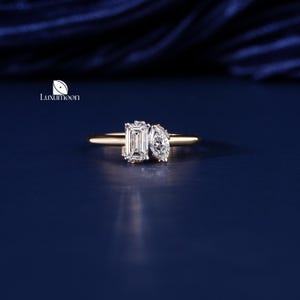 Emerald and Marquise Cut Lab Grown Diamond Ring, Toi Et Moi diamond Ring, Wedding Ring, Gift for Her, Promise Ring for Her, Anniversary Gift