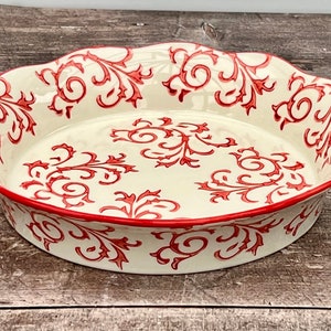 Red Swirl Patterned Pie Dish, 25.5cm