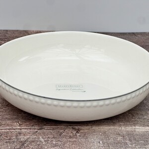 White Beaded Edge Pasta/Serving Bowl, 21cm