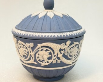 Vintage Wedgewood Jasperware 250th Anniversary Sugar Bowl