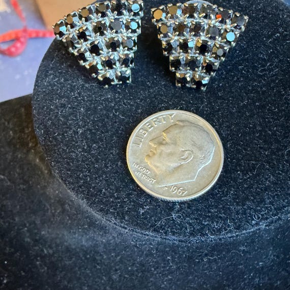 Vintage Black Rhinestone Triangular Earrings - image 2
