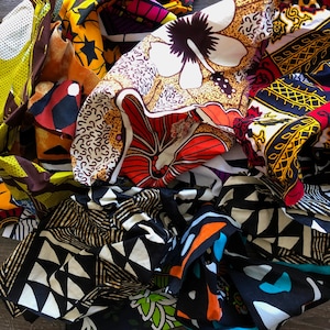 Ankara fabric scraps, READ DESCRIPTION, African fabric scraps, Assorted African fabric pieces, Cotton fabric pieces, quilting pieces,