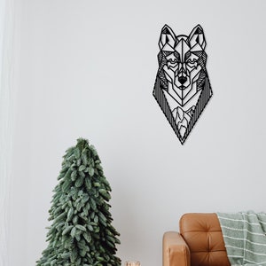 Geometric Wolf Metal Wall Art: Wildlife Decor