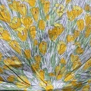 Vera Neumann 1970s Round Yellow Crocus Tablecloth