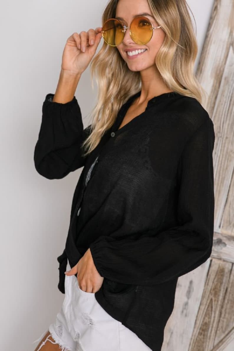 S-L Solid Textured Button Down Ruch Twisted Hem Long Sleeve Blouse