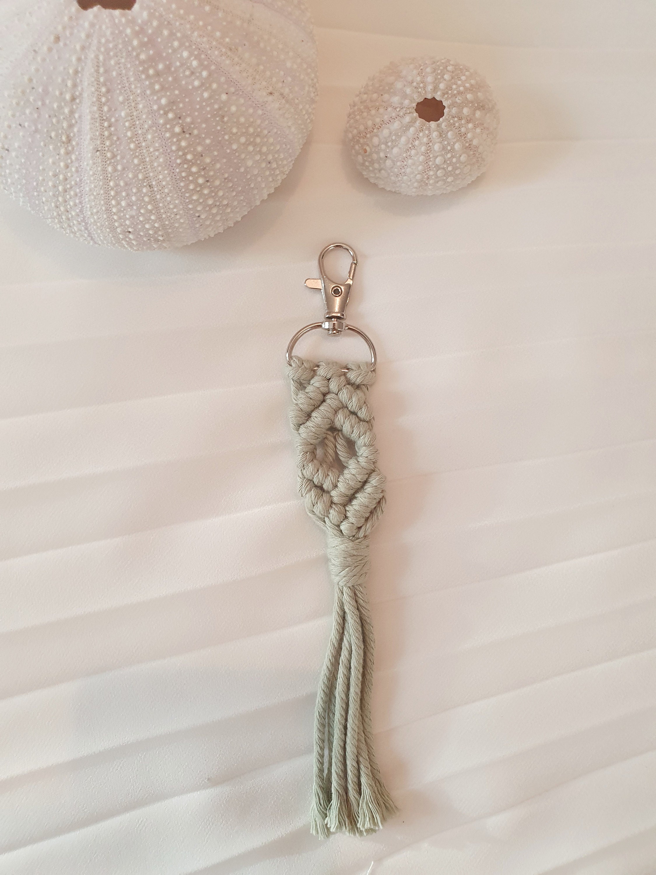 Macramé keyring Etsy