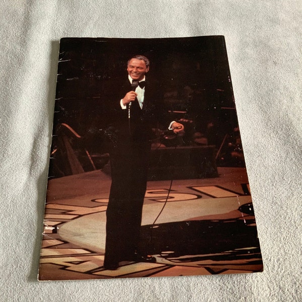 Frank Sinatra | Sinatra Concert Program |  Great collections of black and white Sinatra photos | Sinatra accomplishments | Frank first forty