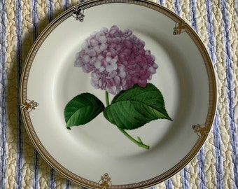 Madison and Max at Home Hydrangea Design Matching Server Porcelain China Cake Plate Vintage Detailed Gold Trim