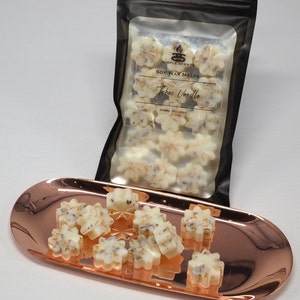 Tobac Vanille Scented Soy Wax Melts, Simple Scents Ambience Wax Melts, 15 Floret pieces