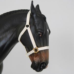 Breyer Traditional Halter || Gold Hardwear