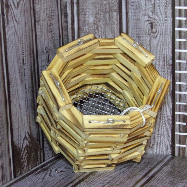 Round Hanging Slatted Orchid Planter