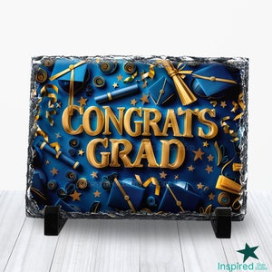 3D Parabéns Grad PNG, Placa de Graduação para Meninos Homens, Parabéns Sublimação Design de Ardósia, Boné Chapéu Diploma, Azul e Dourado, Download Digital