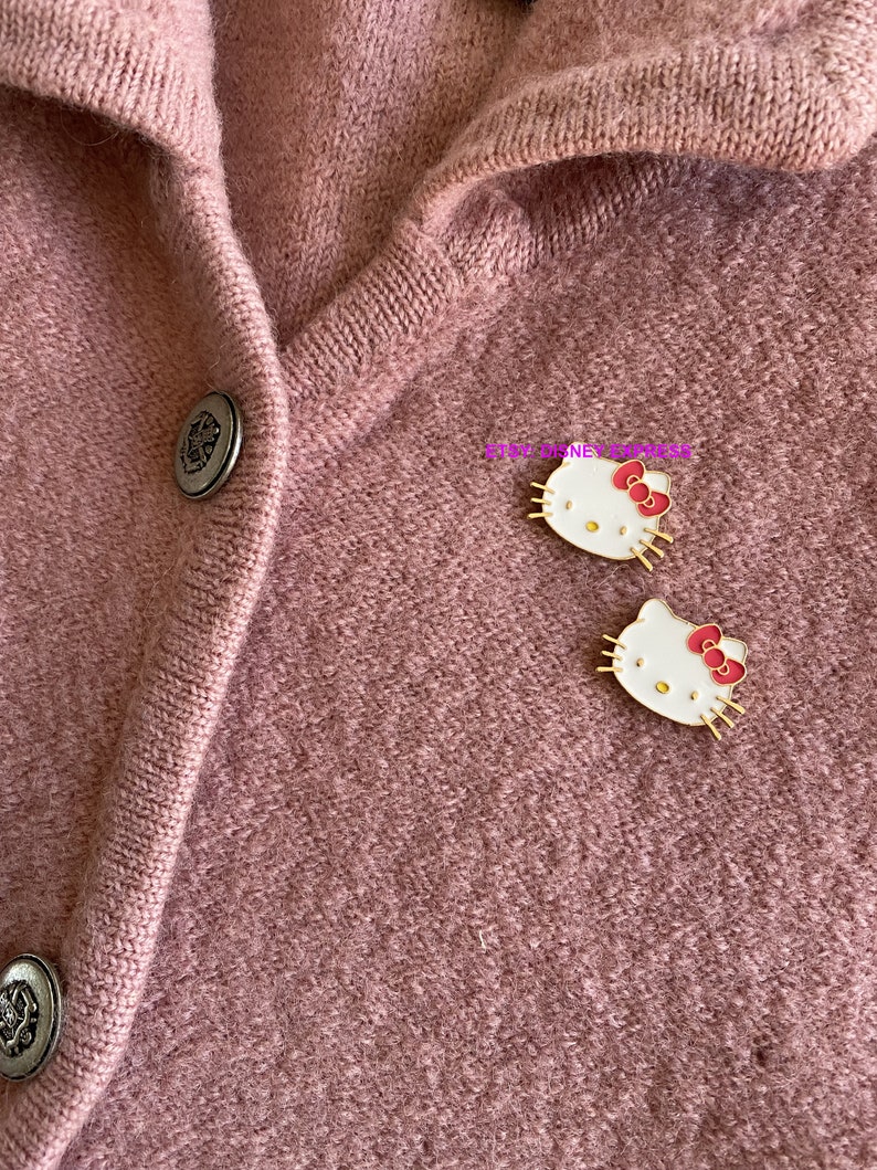 1x0.75 Small Pin Classic Cartoon Cute Lovely Face Cat Kitty Enamel