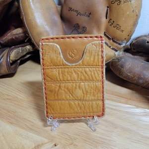 Guante de béisbol de cuero reciclado hecho a mano, billetera minimalista, billetera delgada para tarjetas de crédito, bolsillo frontal, hecho en EE. UU., regalo para hombres y padres
