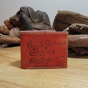 Cartera plegable de cuero hecha a mano con forma de guante de béisbol Reggie Jackson, hecha en EE. UU., regalo para papá hecho a mano para hombre
