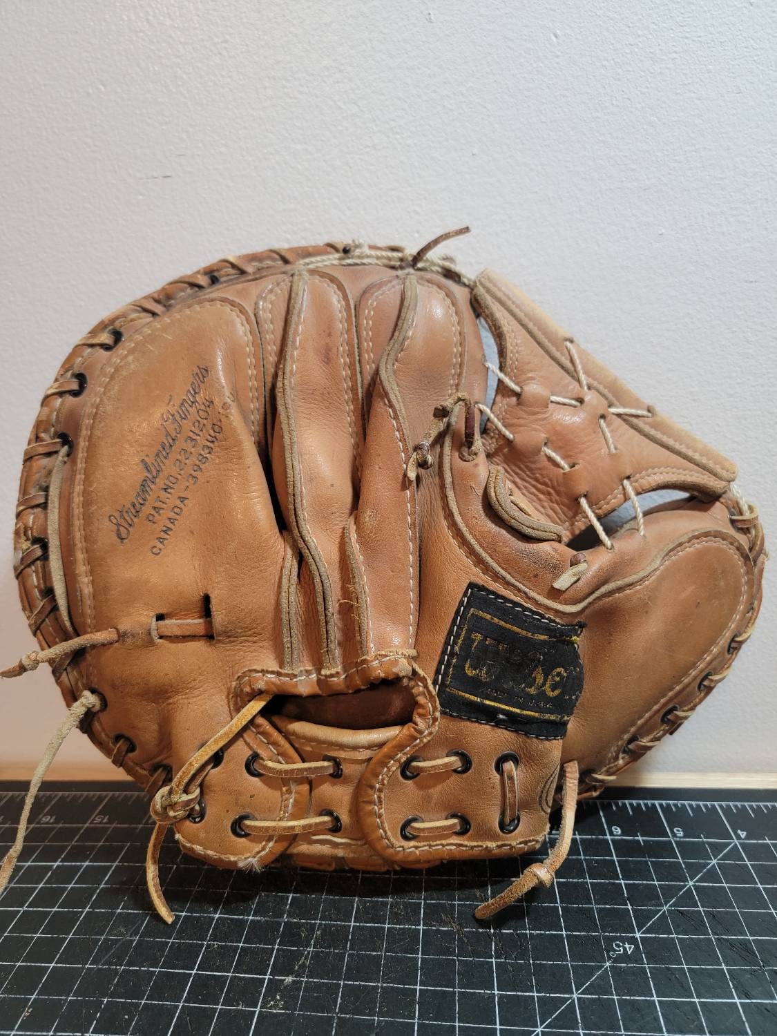 Handmade Leather Baseball Glove Wallet Minimalist Edc Slim Etsy