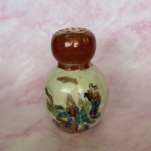 VIntage Antique Satsuma Geisha Ceramic Sugar Shaker Muffineer, Asian Decor Collectible