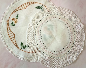 Vintage weiße Baumwolle handbestickte runde Deckchen, weiße Häkelspitze, dekorative Tischwäsche