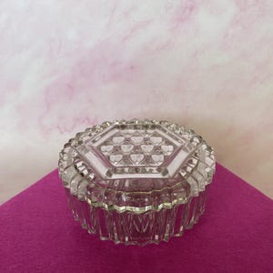 Vintage Anchor Hocking Clear Glass Round Lidded Clear Geometric Pattern Trinket Dish, Retro Glass Vanity Box
