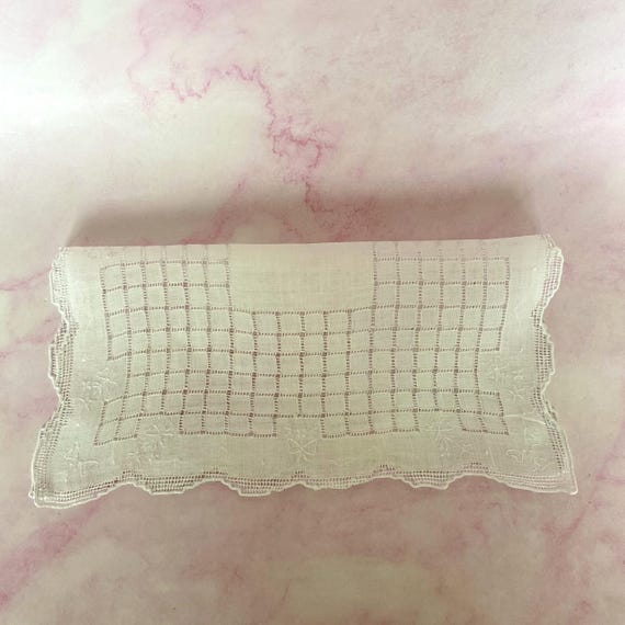 Vintage Ivory White Pulled Thread Embroidered Han… - image 4