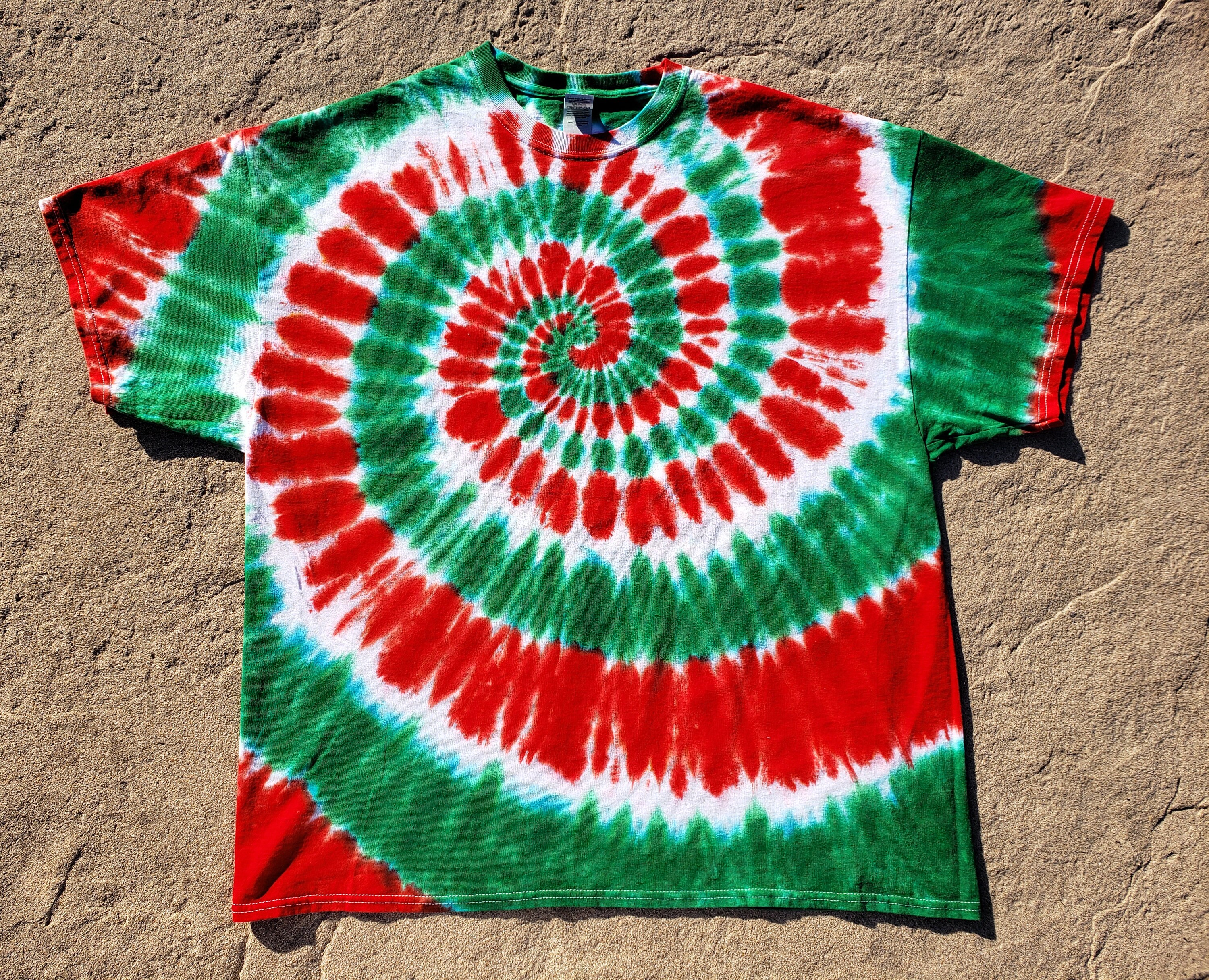 TheAtomicCats Merry Christmas Red, Green and White Spiral Tie Dye T-Shirt Adult Sizes Gift Idea for Her Holiday Season, Gift Idea for Him Stocking Stuffer