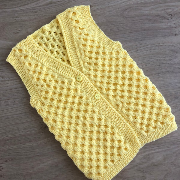 Knitted baby clothes baby cardigan