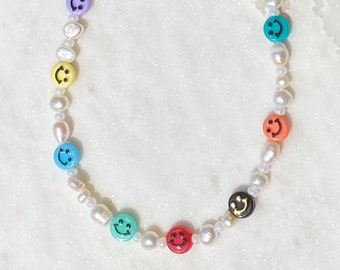 Rainbow Happy Face Freshwater Pearl Beaded Necklace, Beaded Necklace, Pearl Necklace, Seed Bead Jewelry, Gifts for Her/Him, Beaded Choker