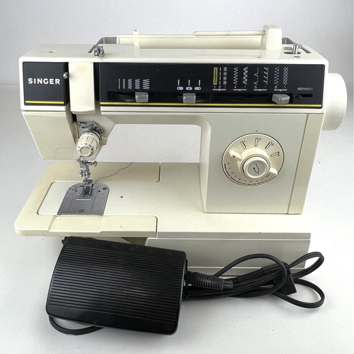 Singer sewing machine Foot Pedal #68014160