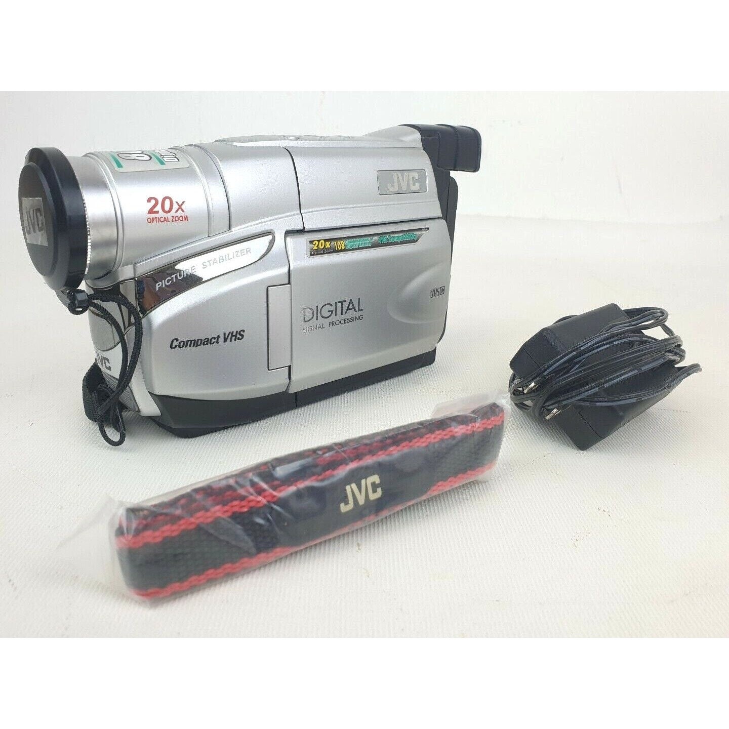 JVC GRAXM17U VHS Video Camera Camcorder w/ Charger Battery &