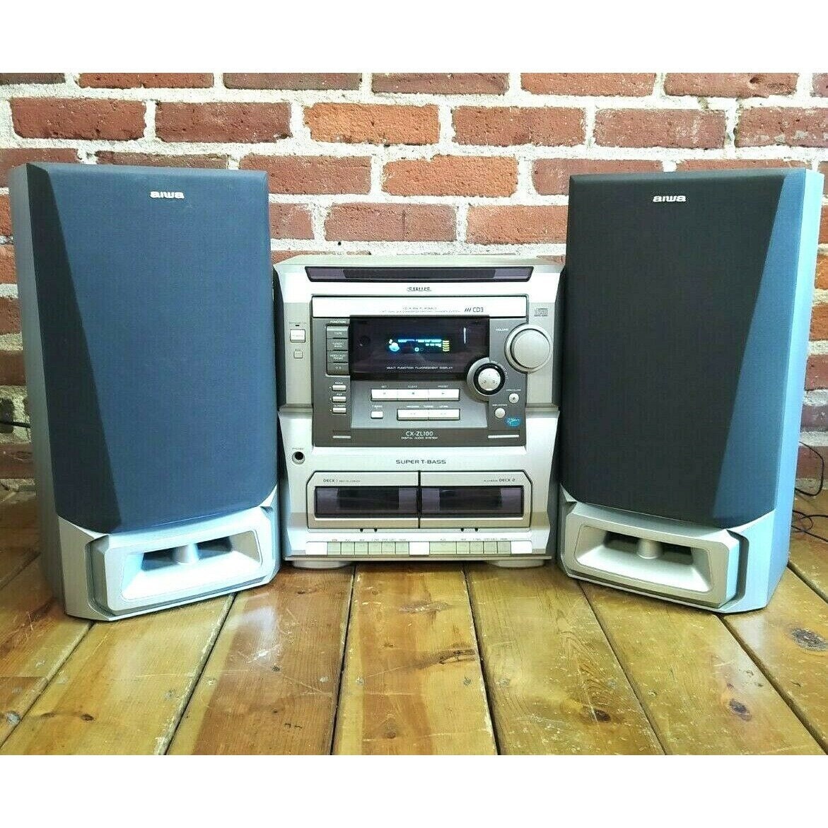 Aiwa Stereo System for sale Only 2 left at 70
