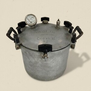 Vintage National Aluminum Health Steam Pressure Cooker 10 Peoria IL Industrial