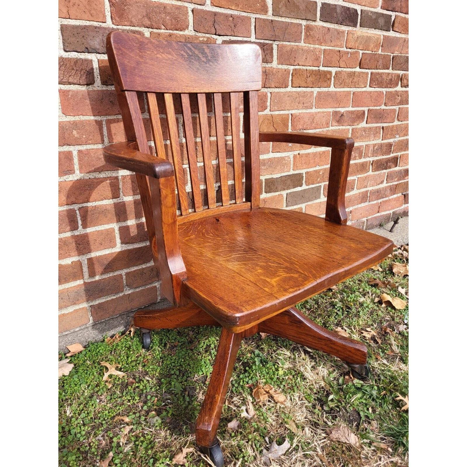 Antique oak swivel office chair with arms 2025