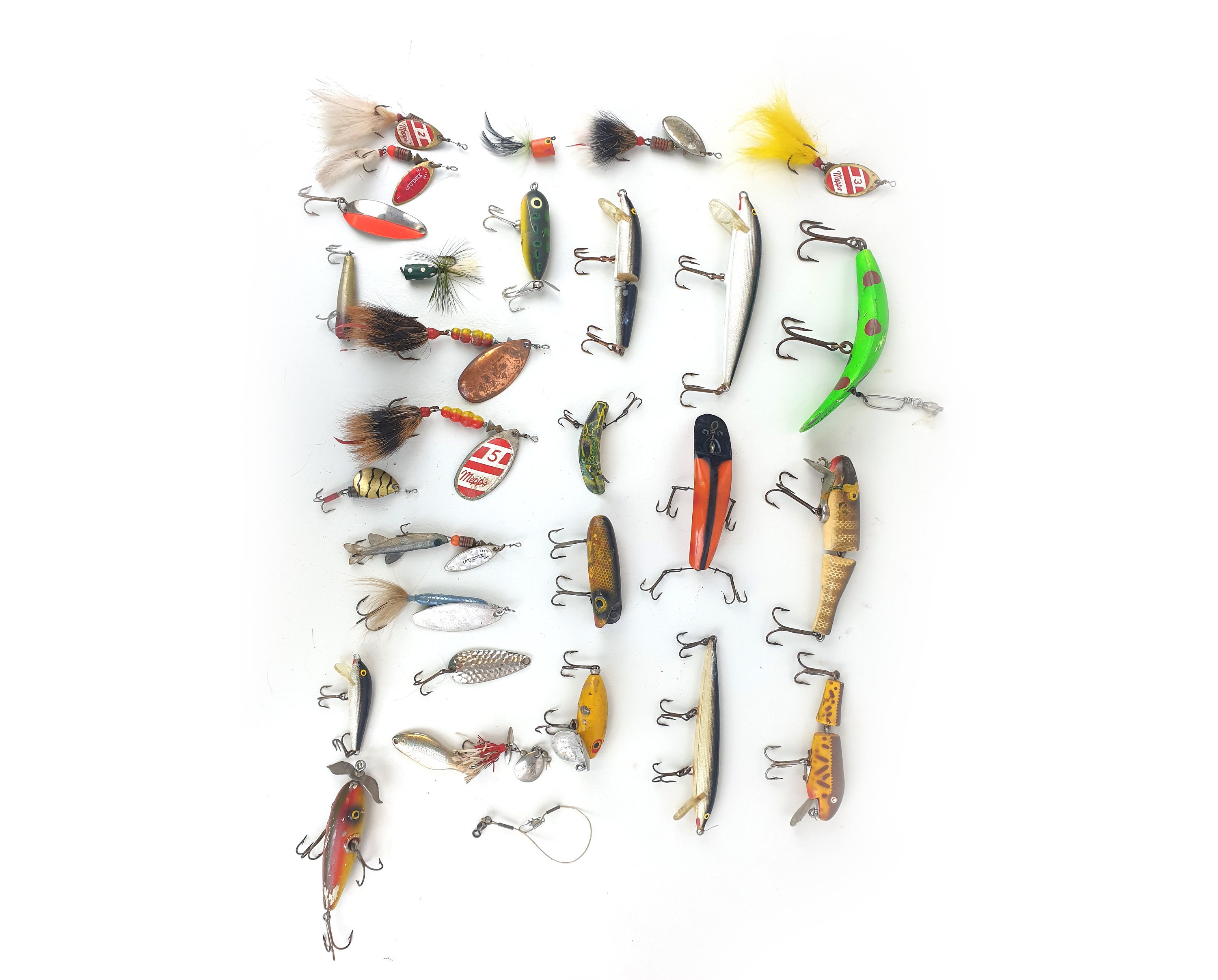 Vintage Lot of 28 Fishing Lures Jitterbug Rapala Mepps Jchiggins