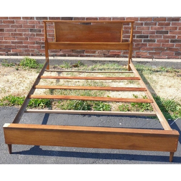 Bassett Gala Full Size Headboard/Footboard Bed Frame MCM Wooden Chest Uship/Local Collection TBA