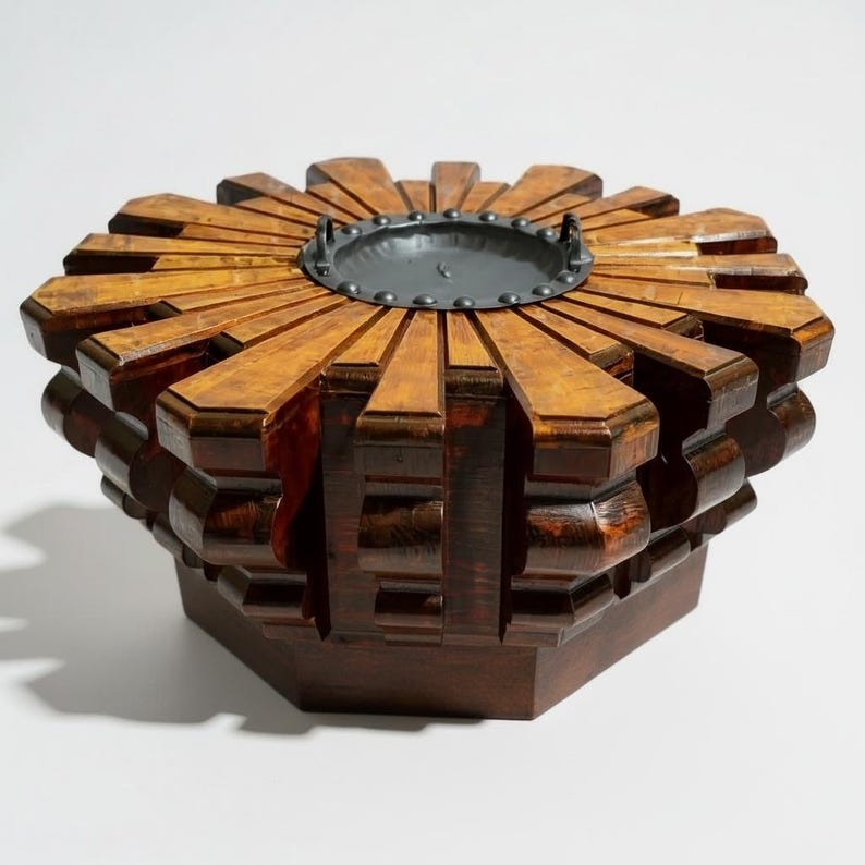 Mesa de centro octagonal de estilo neoespañol, estilo brutalista, con cenicero y brasero, de Artes de México imagen 1