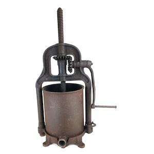Antique Shapleigh 6 Qt Cast Iron Lard/Fruit/Wine Press Sausage Stuffer Needs TLC