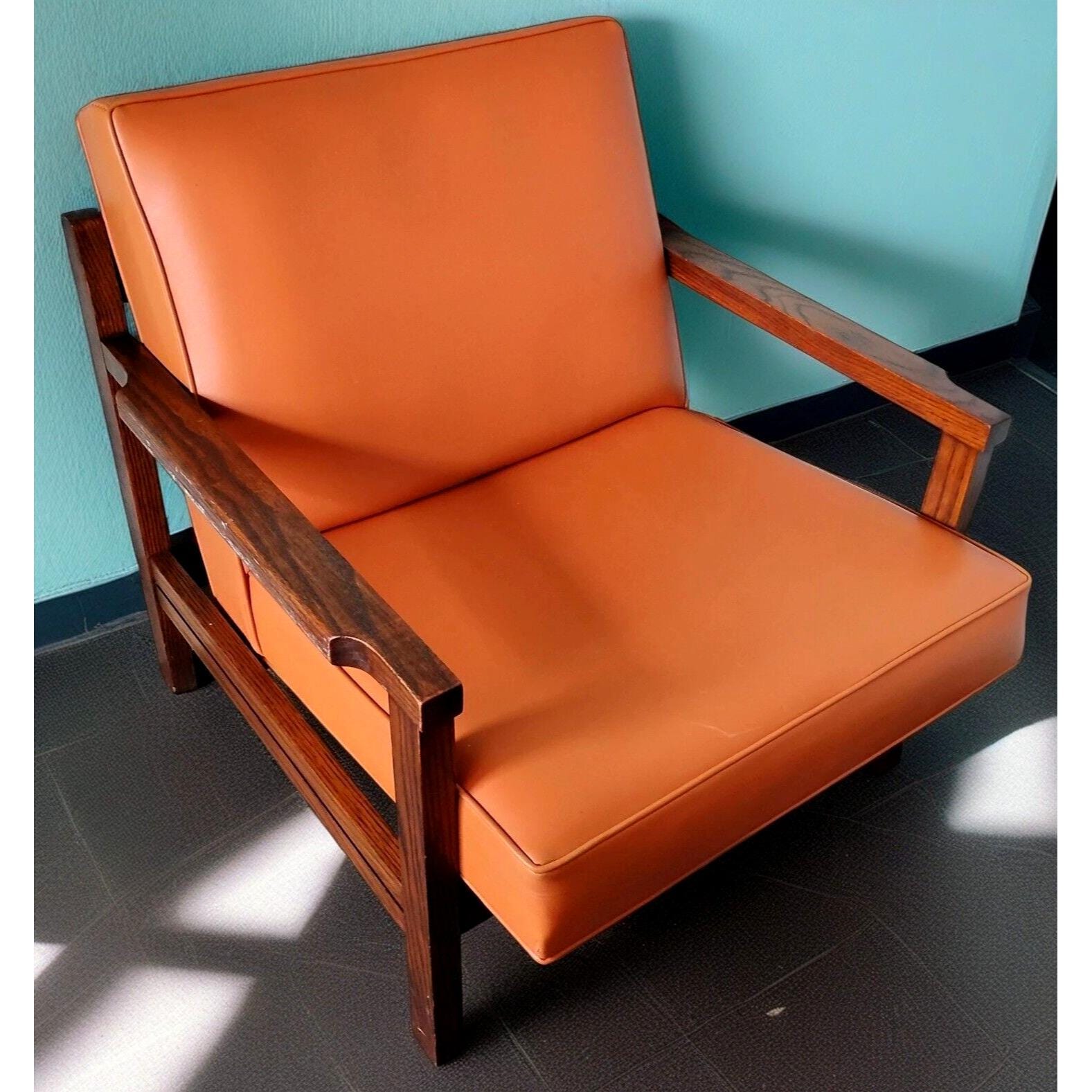 Mid Century Danish Mod Walnut Lounge Arm Chair Orange Vinyl Wooden