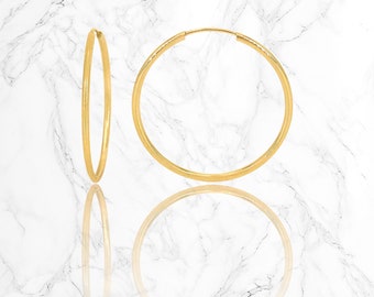 Elegant 10k Gold Hoop Earrings - Handcrafted Minimalist StyleElegant - Dainty Hoops for Women