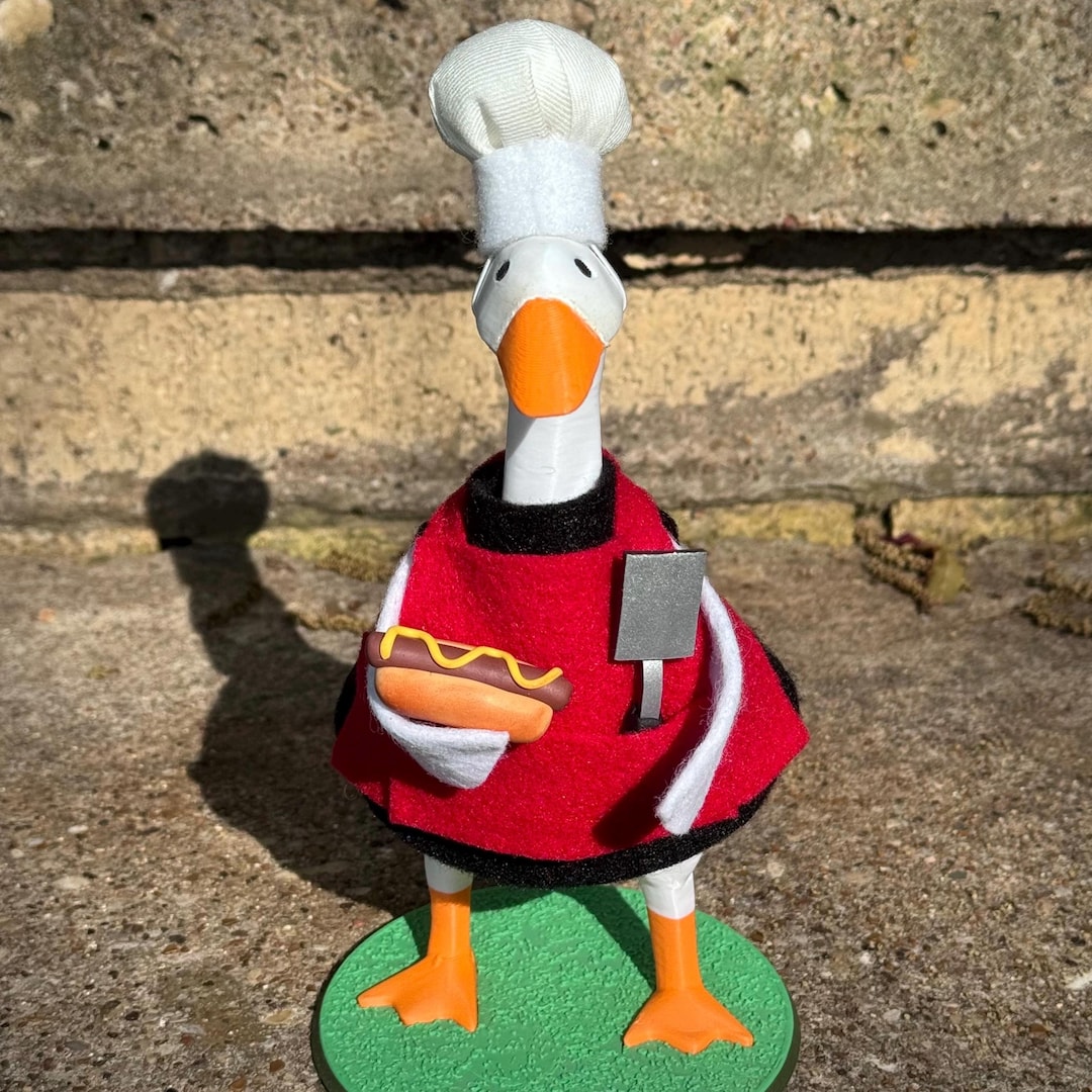 Mini 7” Desk Goose Bbq Grill Master Chef With Hat Spatula and Hot Dog ...