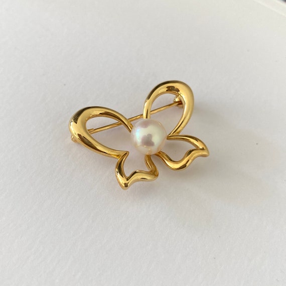 Mikomoto Akoya Pearl 18k Gold Brooch/ Vintage Pear