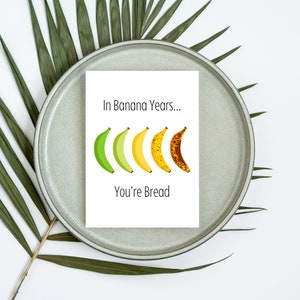 Em anos de banana você é pão cartão de aniversário engraçado - em branco por dentro