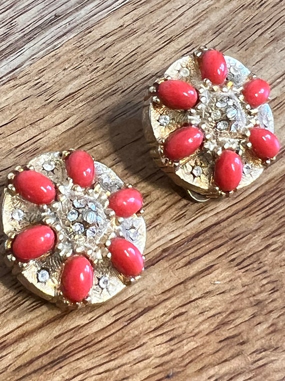 Vintage Button Clip-On Earrings - image 2