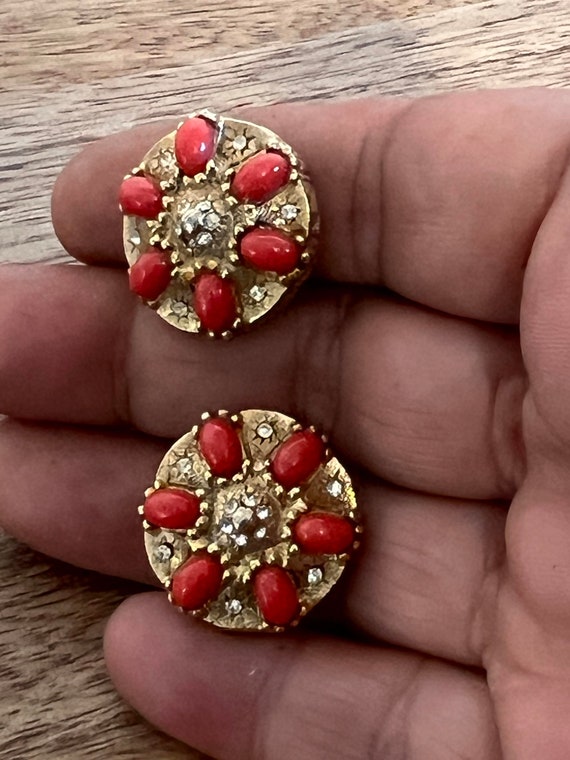 Vintage Button Clip-On Earrings - image 6